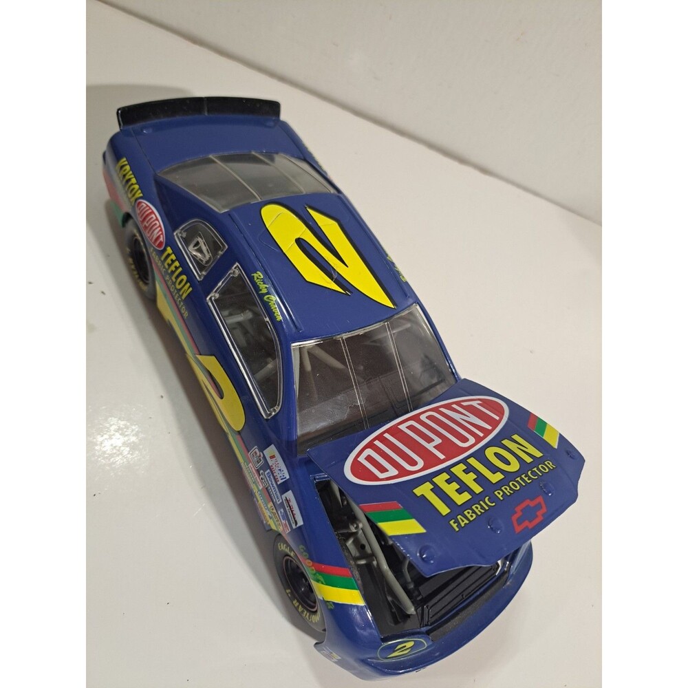 Racing Champions 1:18 Die Cast Dupont Chevrolet #2 Ricky Craven NASCAR Stock Car - Picture 13 of 13